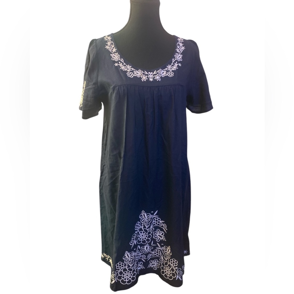 One Clothing Navy Dress with White Floral Embroidery XL GUC